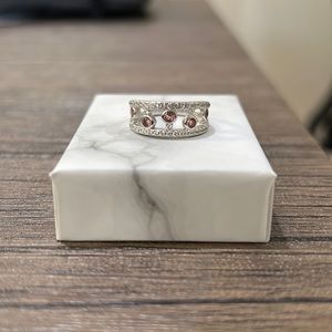 Stunning sterling silver ring with pink rubellite stones